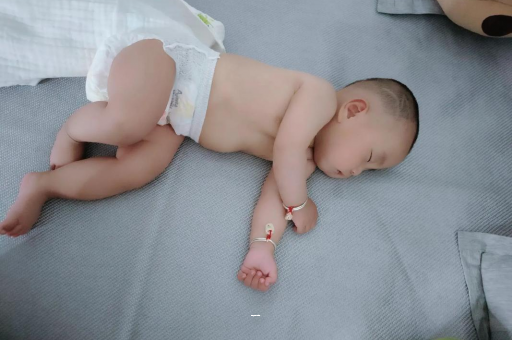 鹿邑宝宝大便干拉不出来